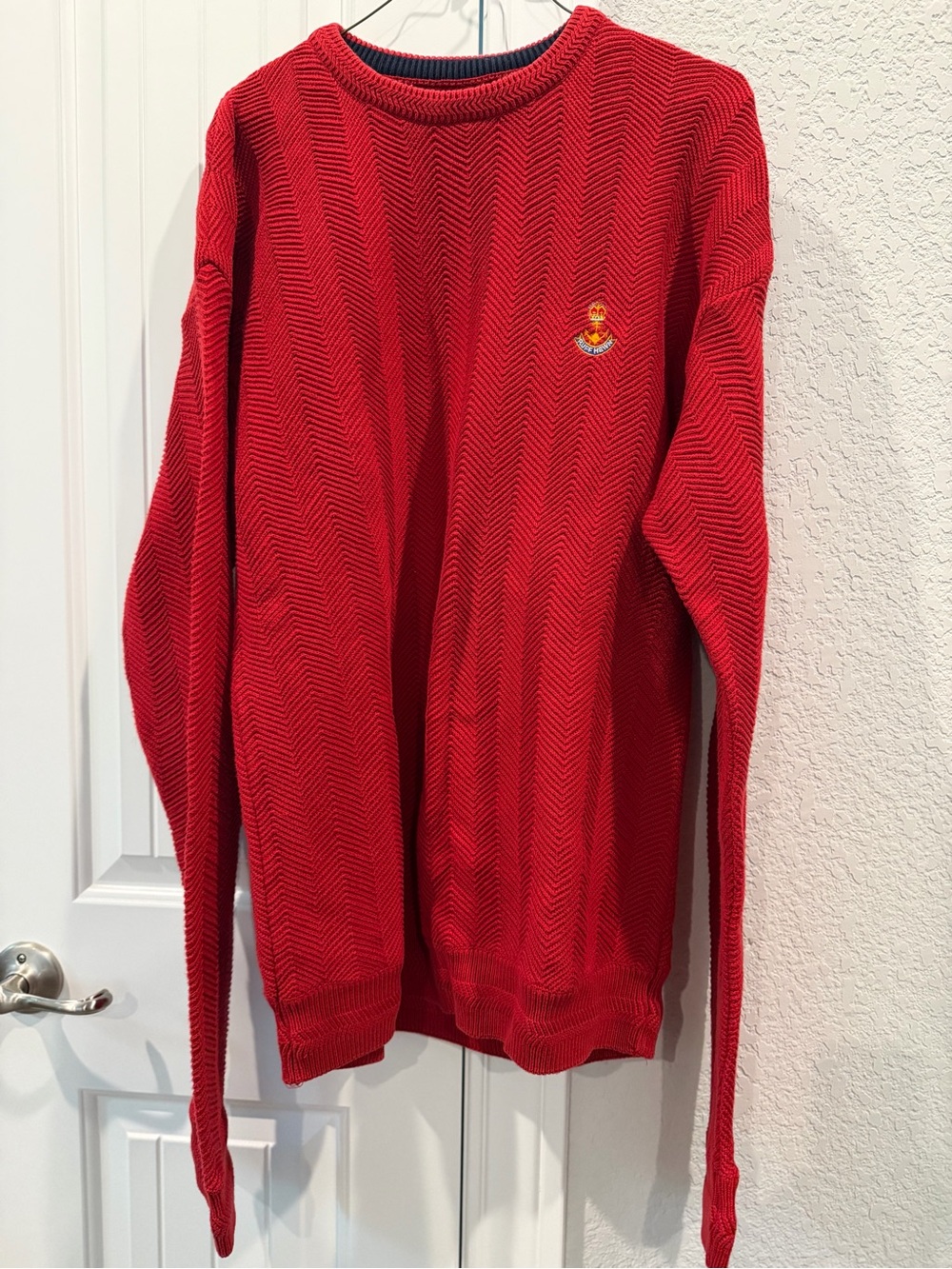 100% Cotton Red Men's Crewneck Sweater with Embroidered Crest